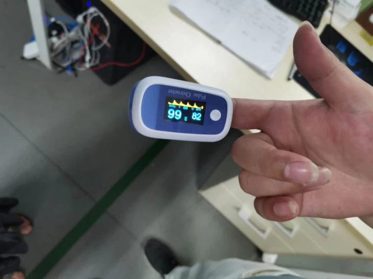 Pulse Oximeter With CE And FDA Certificate
